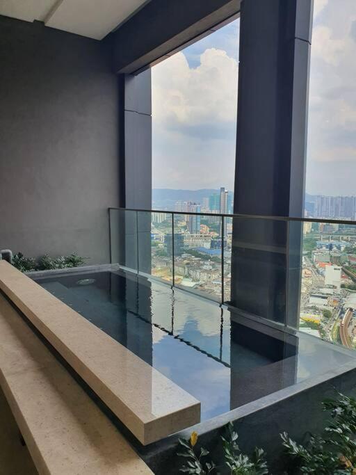 Infinity Pool/ Lucentia Bbcc, Near Lalaport, Pnb118, Klcc Διαμέρισμα Κουάλα Λουμπούρ Εξωτερικό φωτογραφία