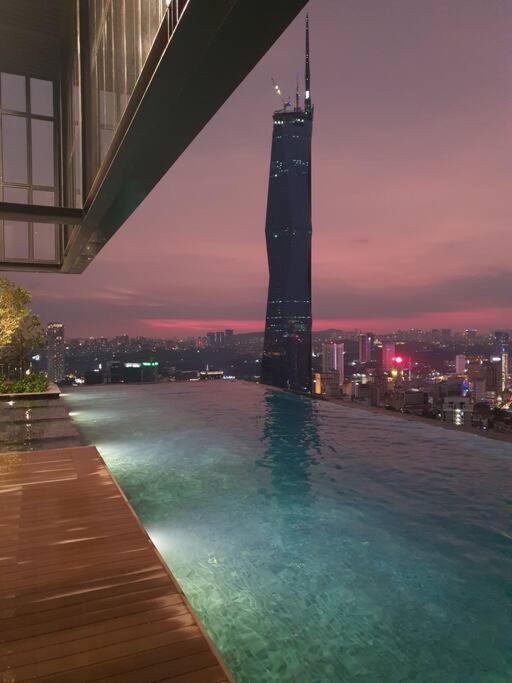 Infinity Pool/ Lucentia Bbcc, Near Lalaport, Pnb118, Klcc Διαμέρισμα Κουάλα Λουμπούρ Εξωτερικό φωτογραφία